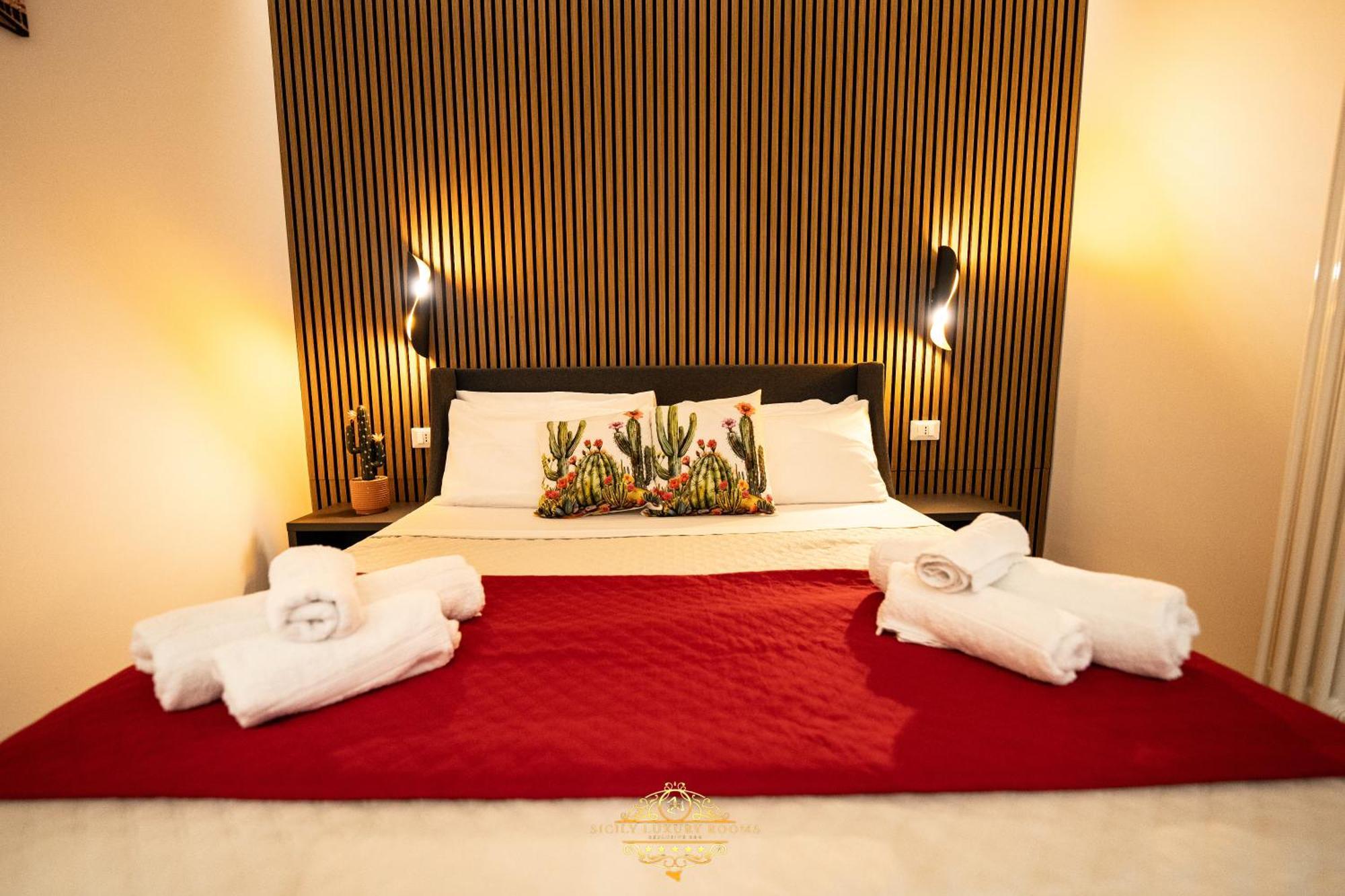 Sicily Luxury Rooms Palermo Bagian luar foto