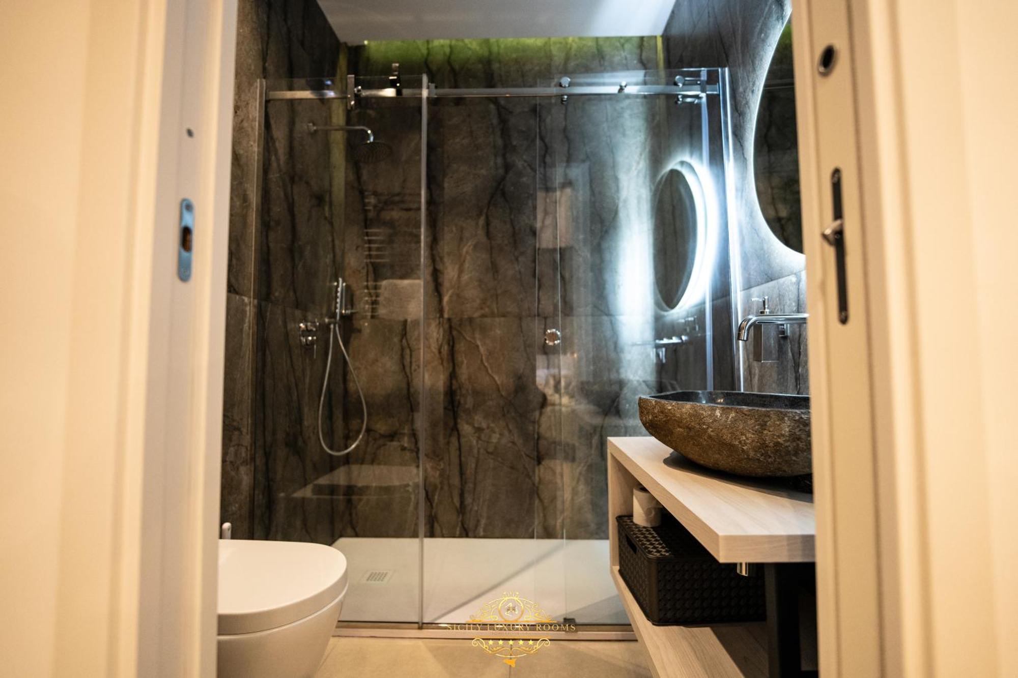 Sicily Luxury Rooms Palermo Bagian luar foto